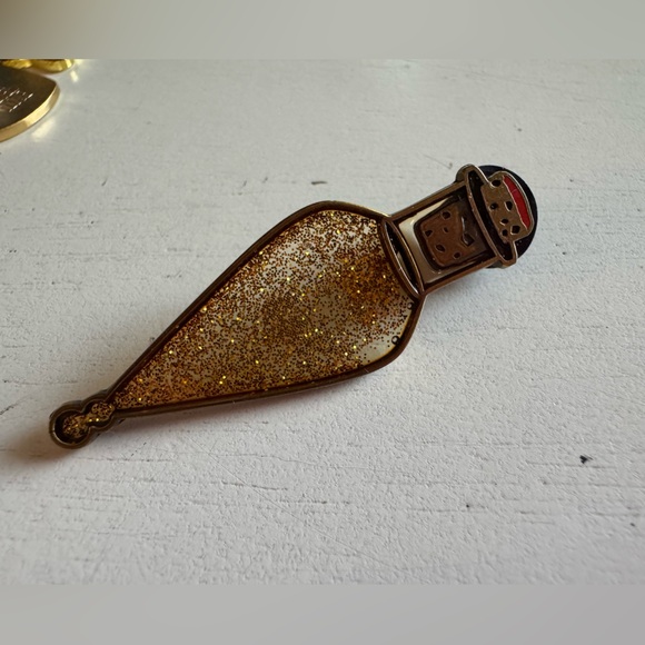 Pin Assortment - Picture 2 of 6